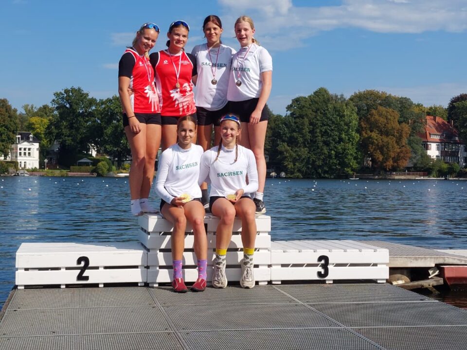 Olympiapokal auf Olympiastrecke